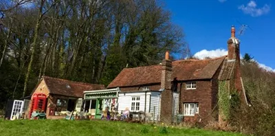 Shop in the sunshine