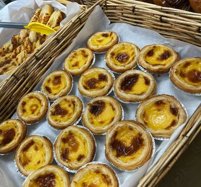 Tarts and pastries